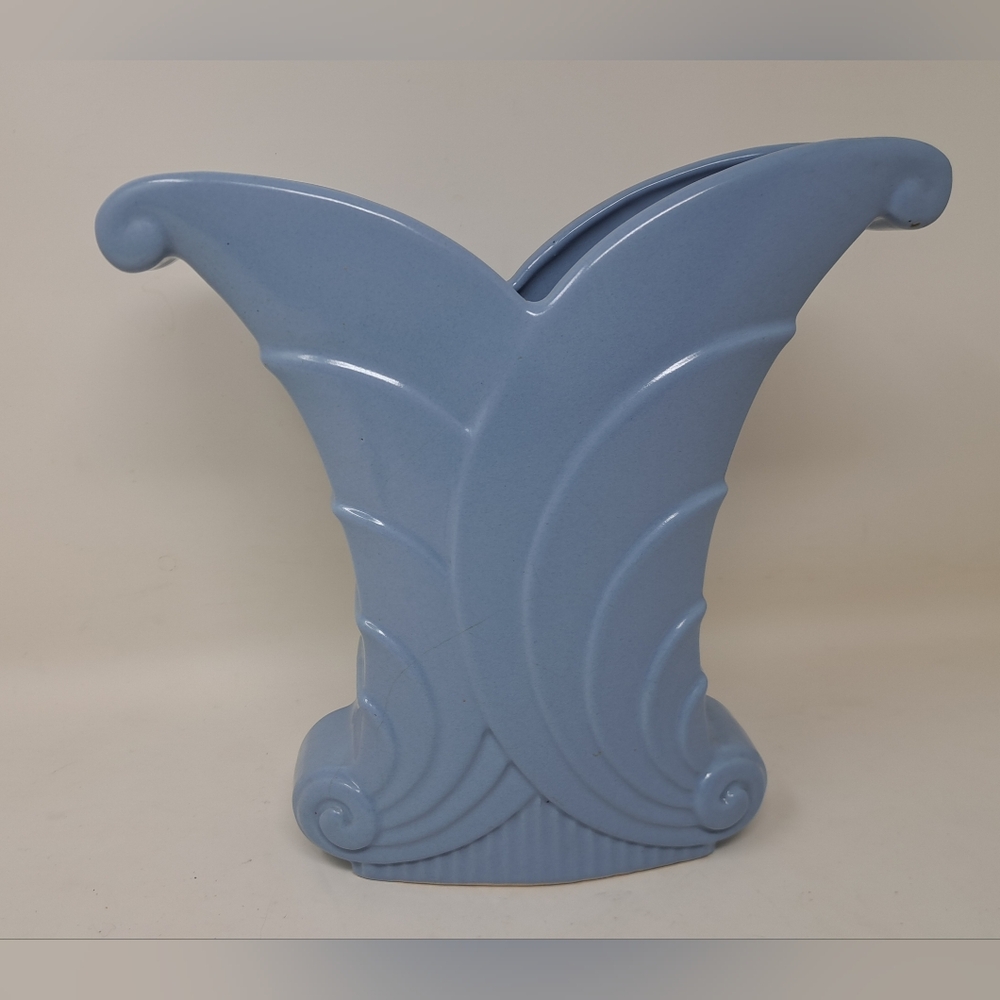 Vintage Abingdon Pottery USA Blue Art Deco Flared Leaf Scrolled Vase 9" #513 - Picture 2 of 9